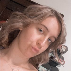 Meet your Posher, Katelynn